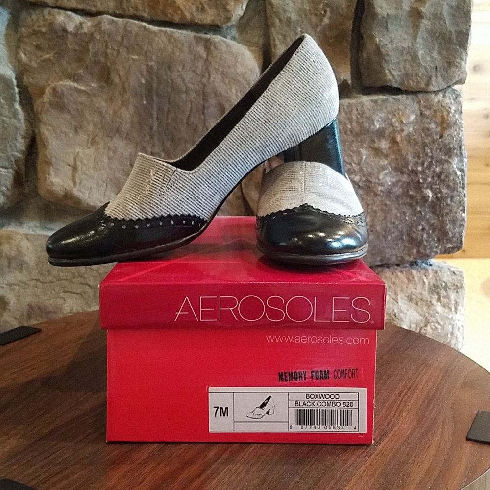 Aerosoles block heel shoes